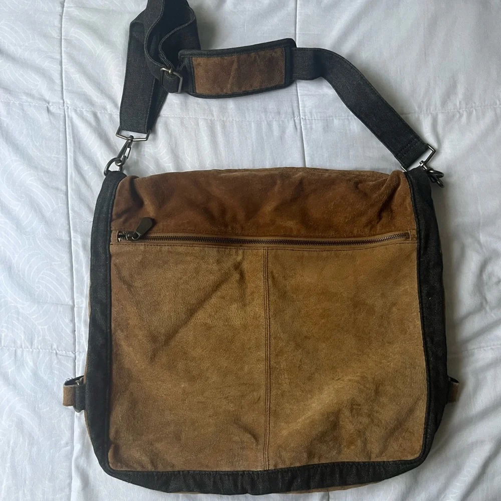 Wilsons Leather Brown and Black Messenger Bag